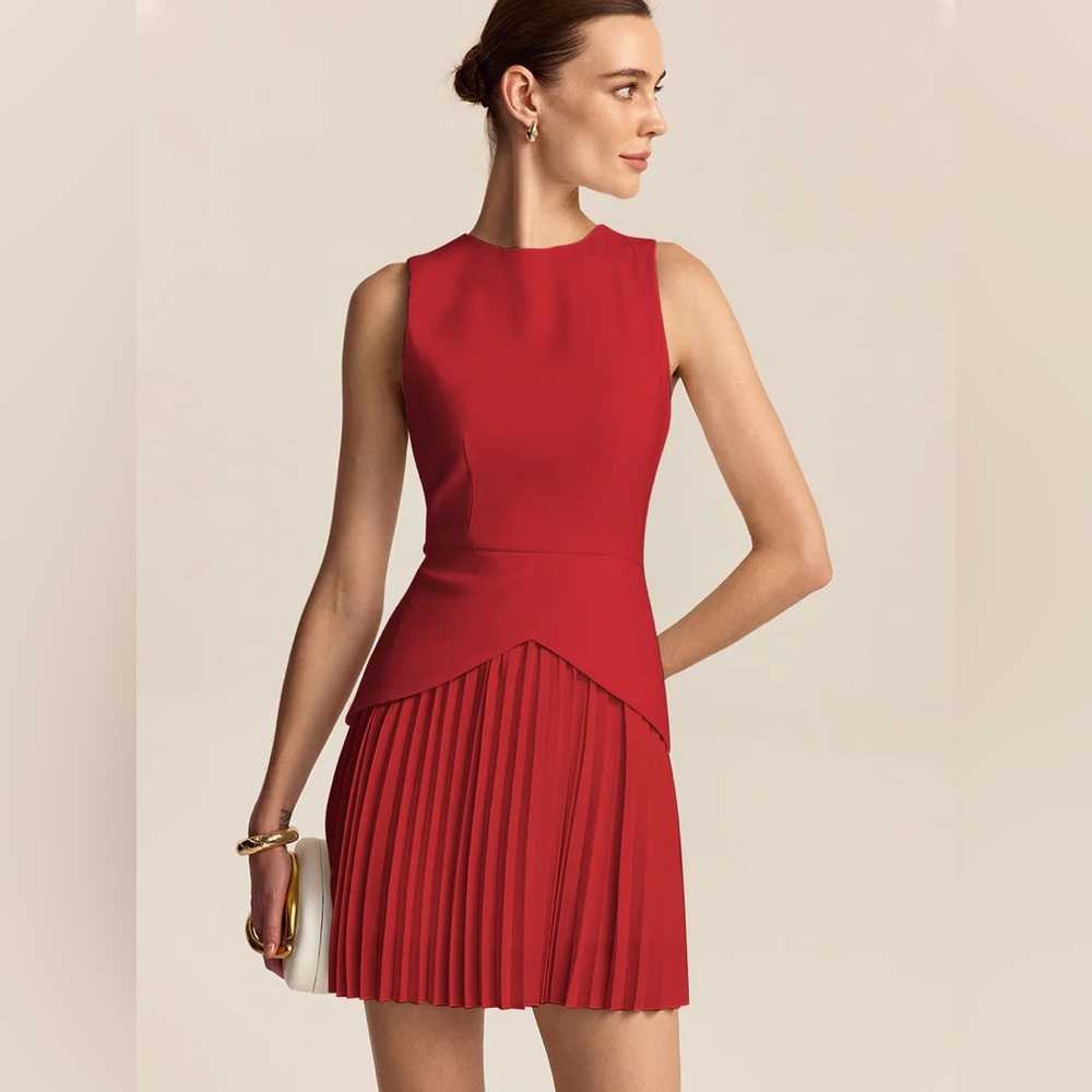 Commense Pleated Hem Mini Dress